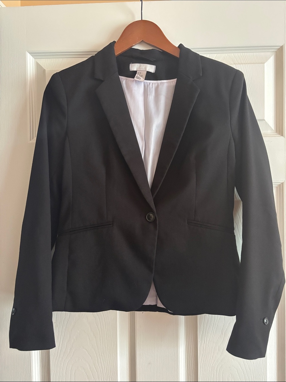 H&M Black Women's Single-Button Tailored Blazer